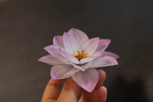 Заколка Нежность лотоса